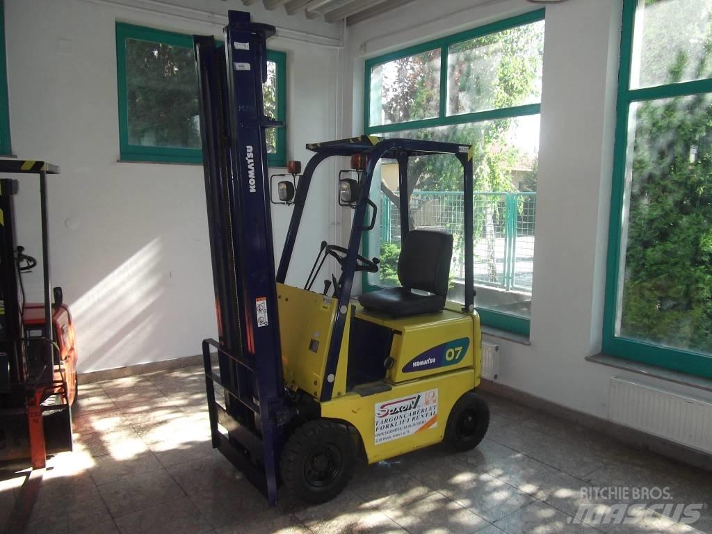 Komatsu FG07-3 شاحنات LPG