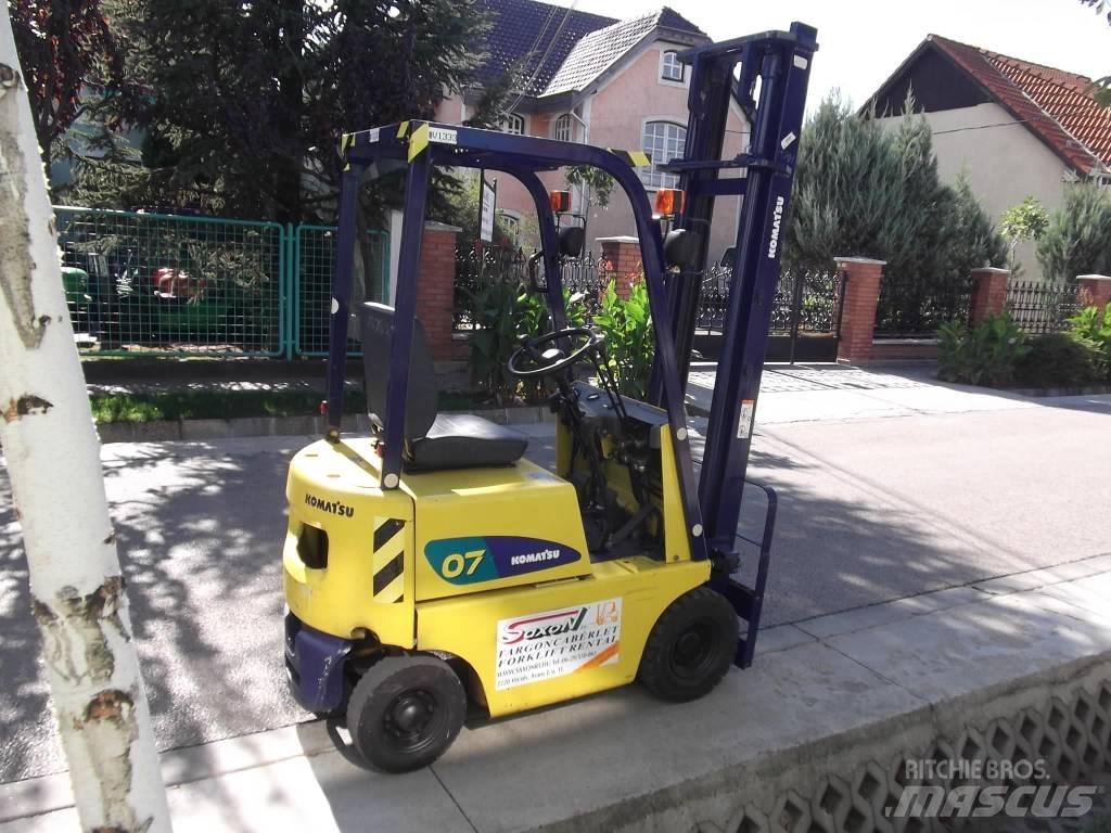 Komatsu FG07-3 شاحنات LPG