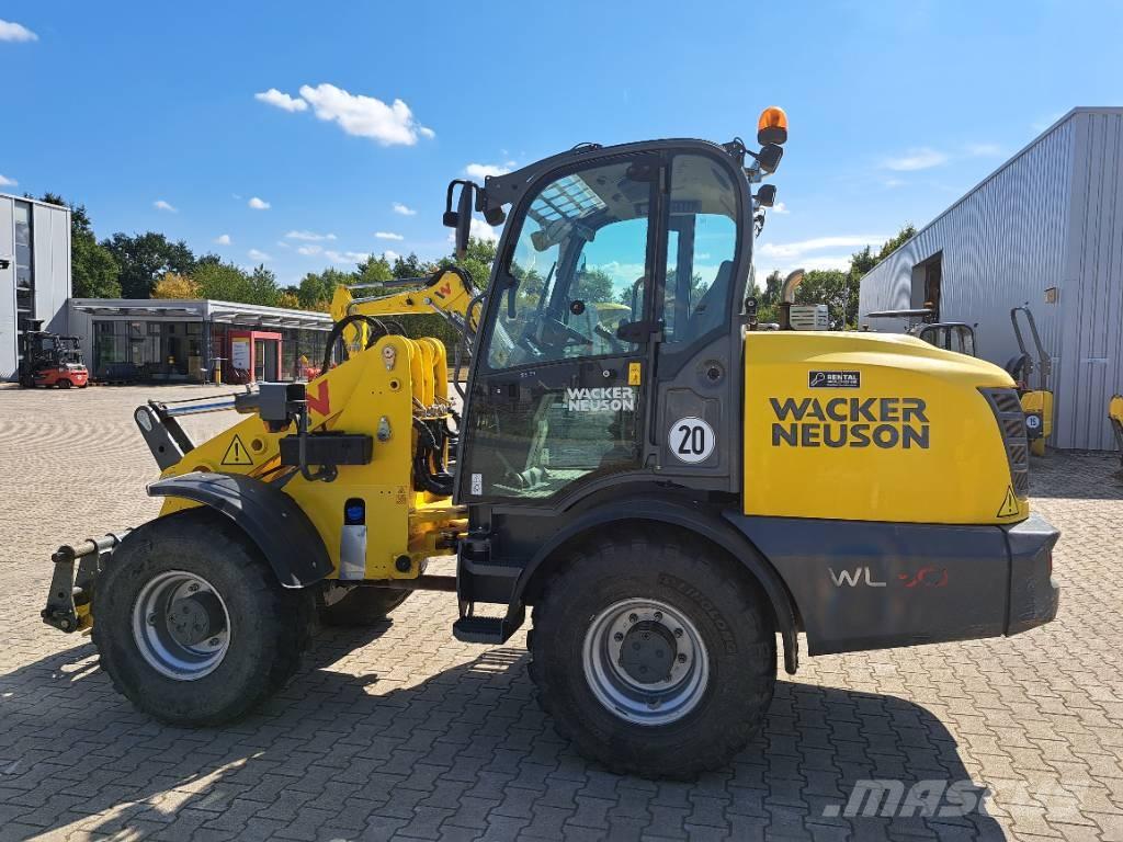 Wacker Neuson WL60 لوادر بعجل