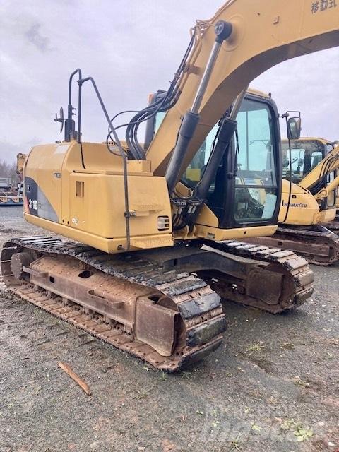 CAT 311 D حفارات زحافة