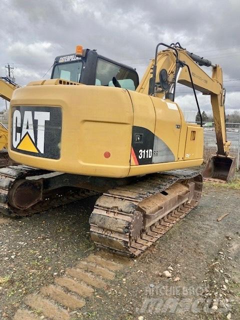 CAT 311 D حفارات زحافة