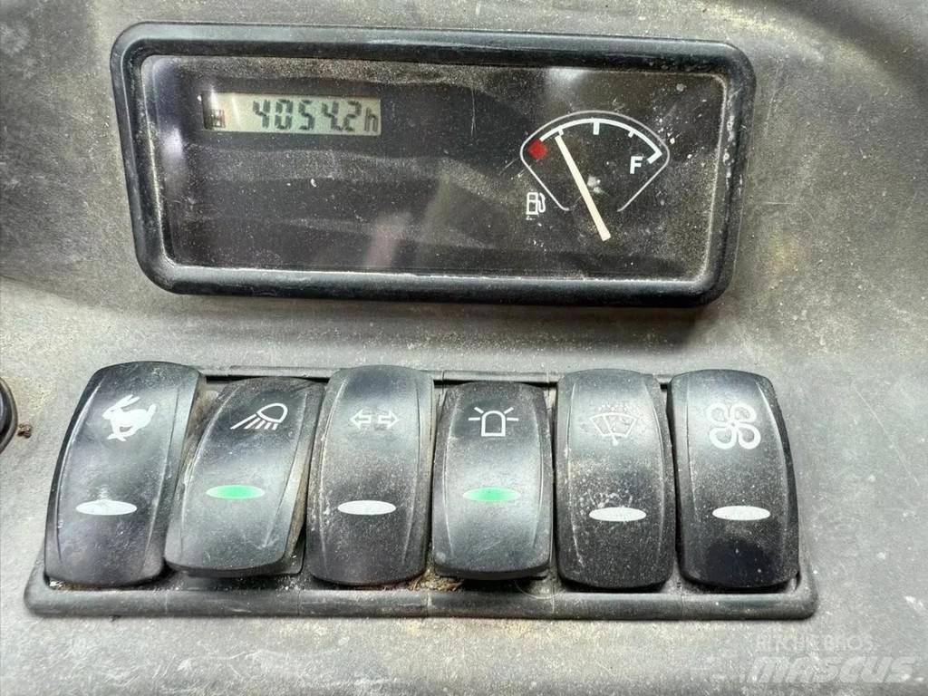 Volvo EC 18 C حفارات صغيرة أقل من 7 طن (حفارات صغيرة)
