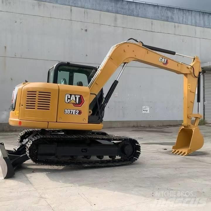 CAT 307E2 حفارات زحافة