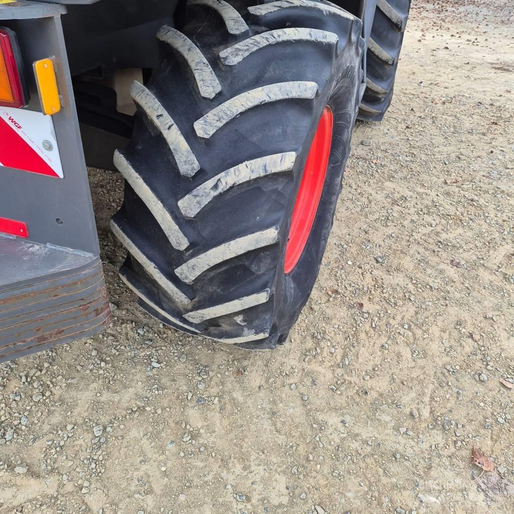 CLAAS Jaguar 870 علافات ذاتية الدفع