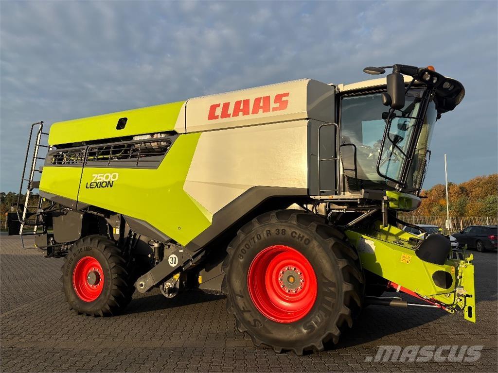 CLAAS LEXION 7500 حصادات