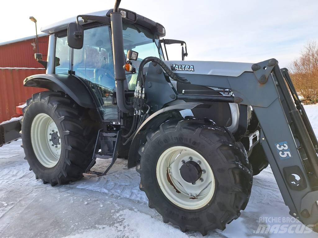 Valtra N 92 HT الجرارات