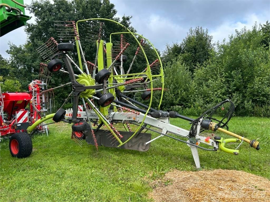 CLAAS Liner 2800 معدات حصد