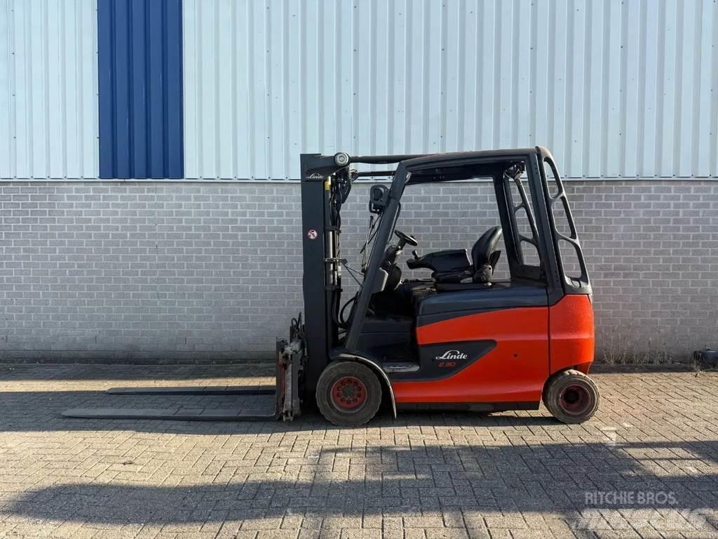 Linde E30HL-01/600 شاحنات ذات رافعات شوكية تعمل بالكهرباء