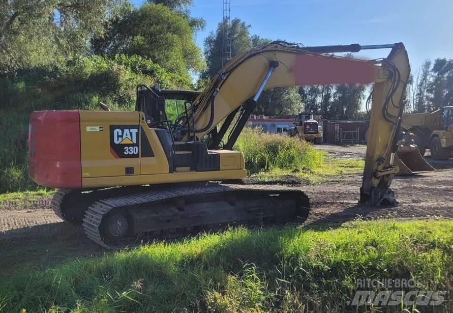 CAT 330 07A NG حفارات زحافة