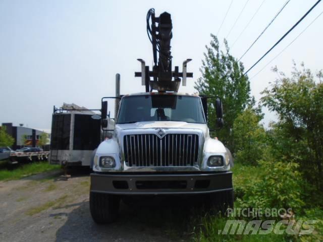 International 7500 شاحنات أخرى