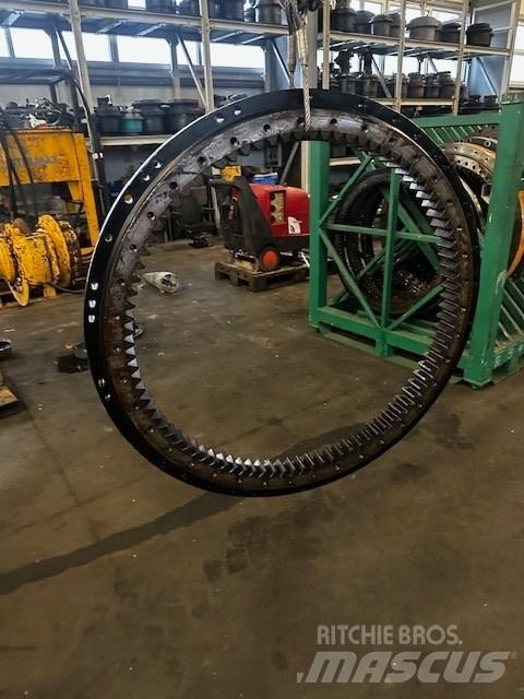 CAT 312 E BEARING الشاسيه والتعليق