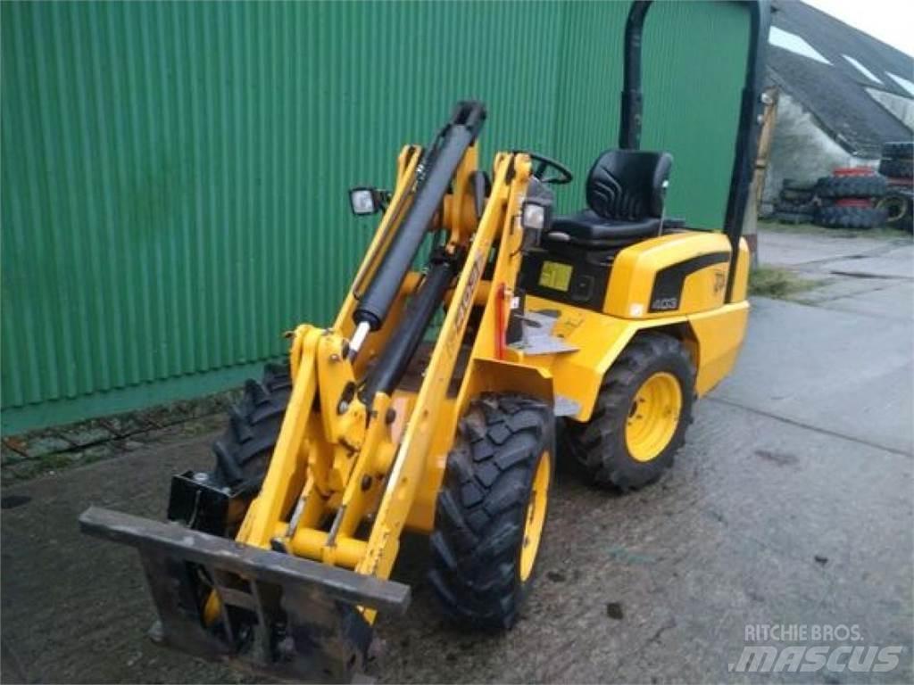 JCB 406 لوادر صغيرة