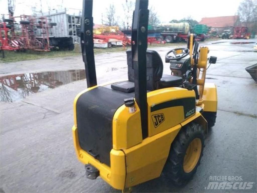 JCB 406 لوادر صغيرة