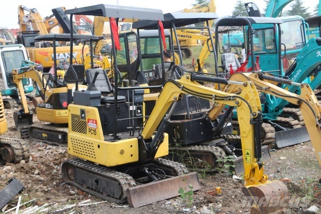 Komatsu pc 15 حفارات صغيرة أقل من 7 طن (حفارات صغيرة)
