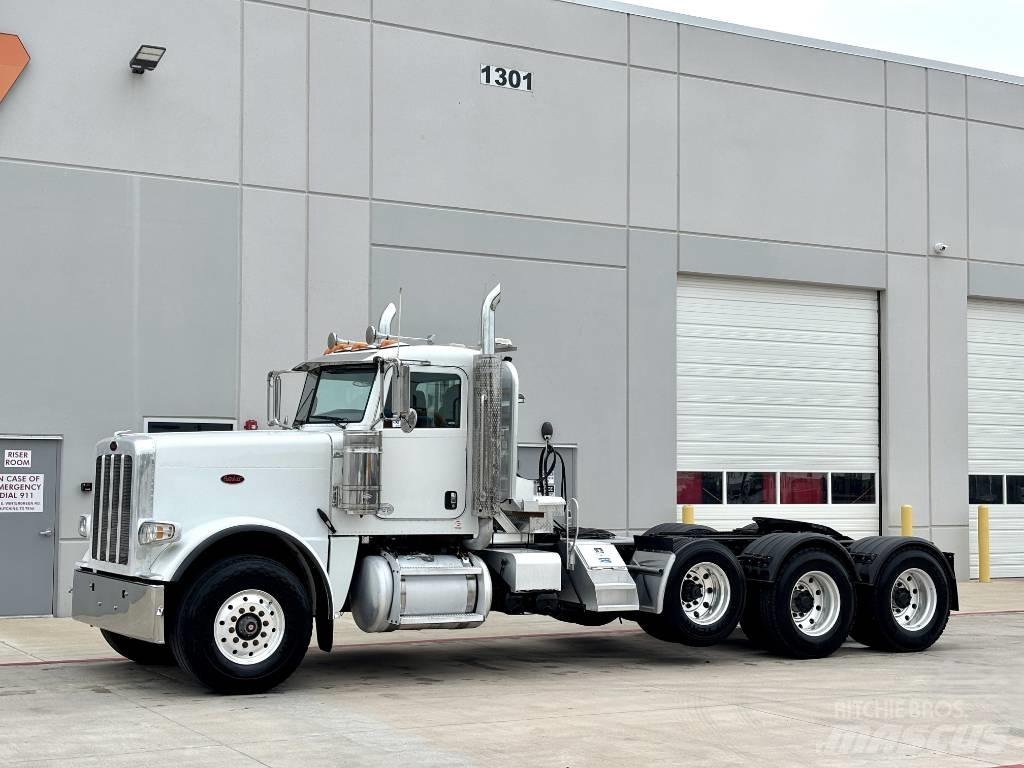 Peterbilt 388 وحدات الجر