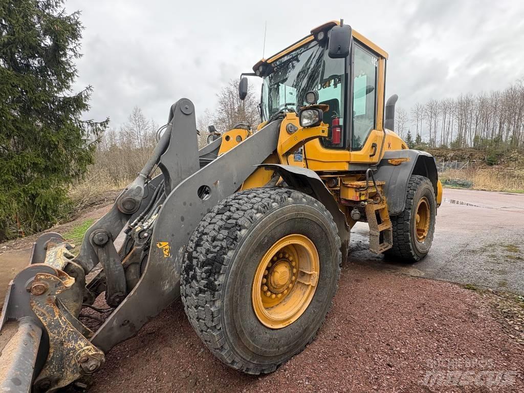 Volvo L 90 G لوادر بعجل