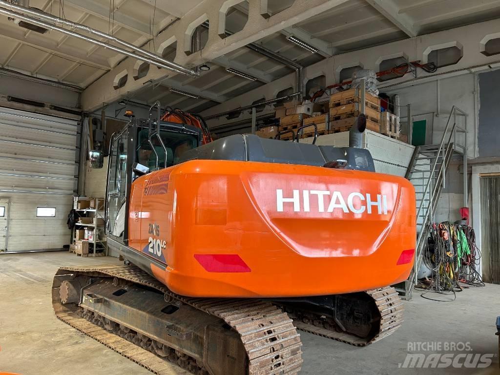 Hitachi ZX 210 LC-6 حفارات زحافة