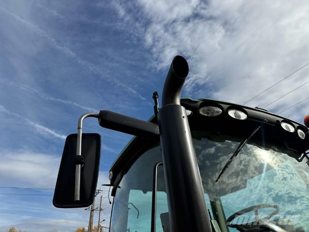 John Deere 6155 R الجرارات