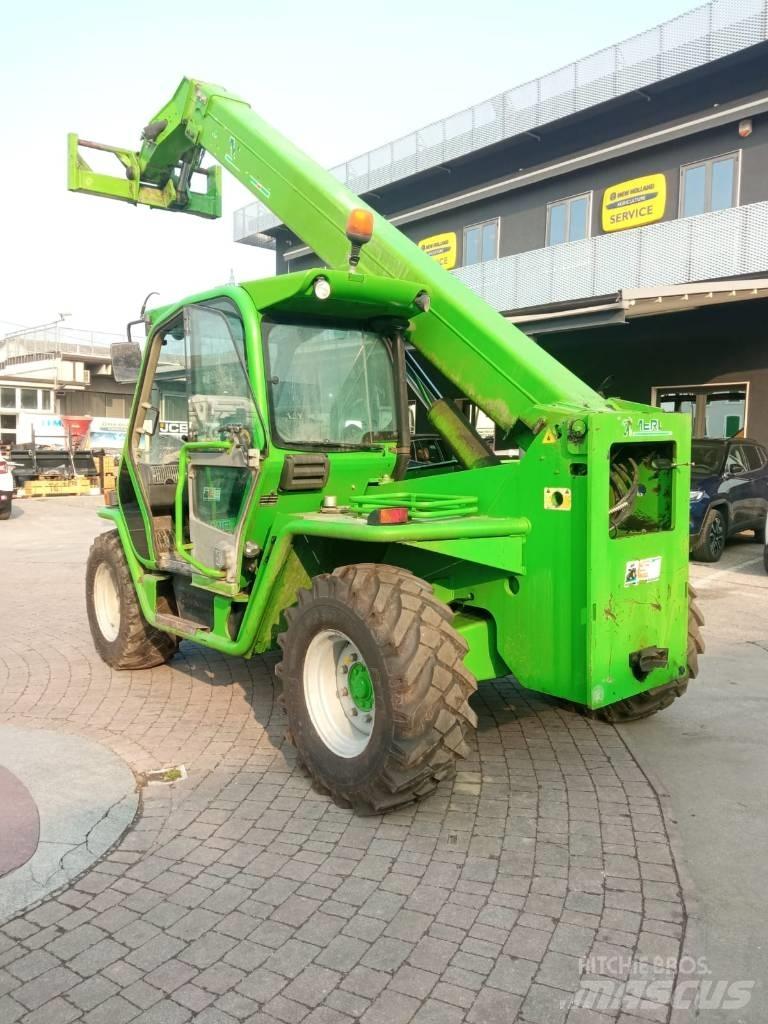 Merlo P 40.9 معدات مناولة لأغراض الزراعة