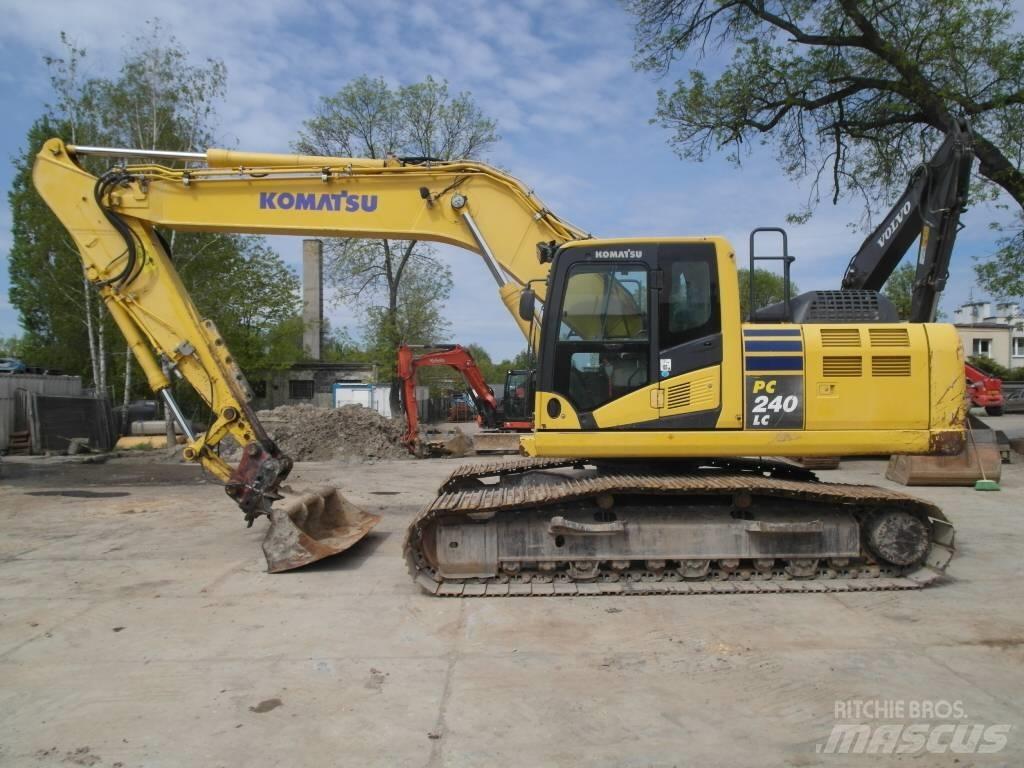 Komatsu PC 240 LC-10 حفارات زحافة