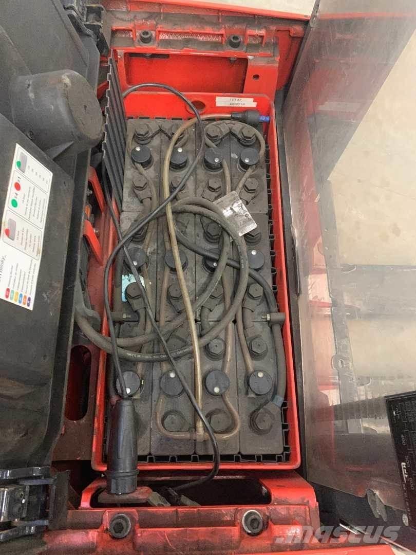 Linde L16 معدات التكديس الجوالة