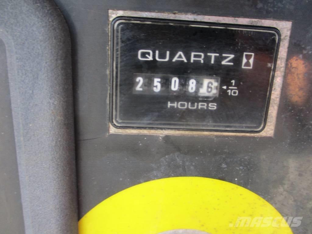 JLG 340 AJ (511) رافعات ذراع ذاتية الحركة مدمجة