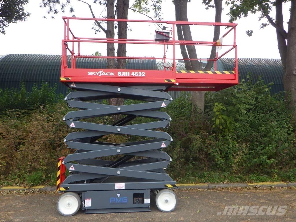 SkyJack SJ4632 رافعات مقصية الشكل