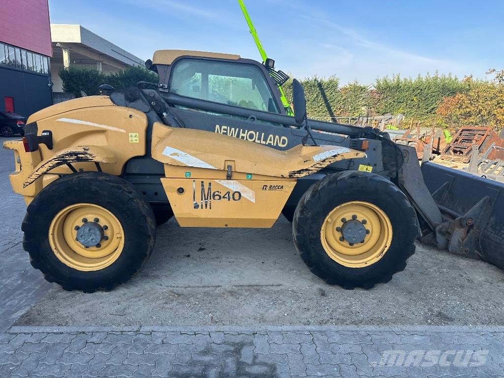 New Holland LM 640 معدات مناولة لأغراض الزراعة