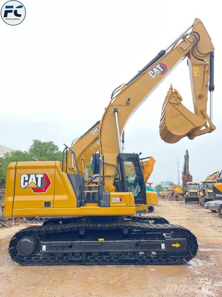 CAT 320 حفارات زحافة