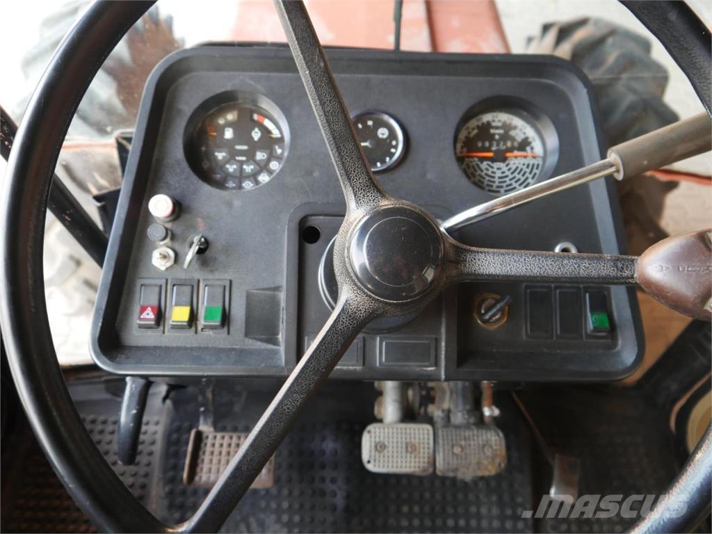 Case IH 956 XL الجرارات