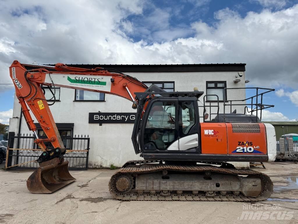 Hitachi ZX 210 LC-6 حفارات زحافة