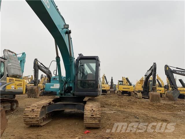 Kobelco SK 200 حفارات زحافة