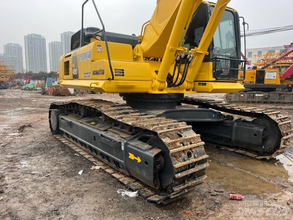 Komatsu PC 450 LC-8 حفارات زحافة