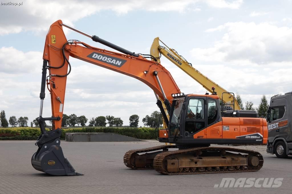 Doosan DX255LC-7 حفارات زحافة