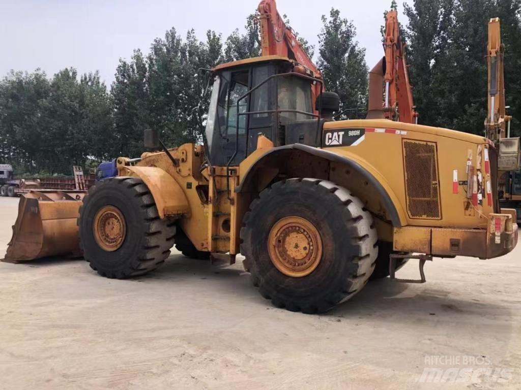 CAT 980 H لوادر بعجل