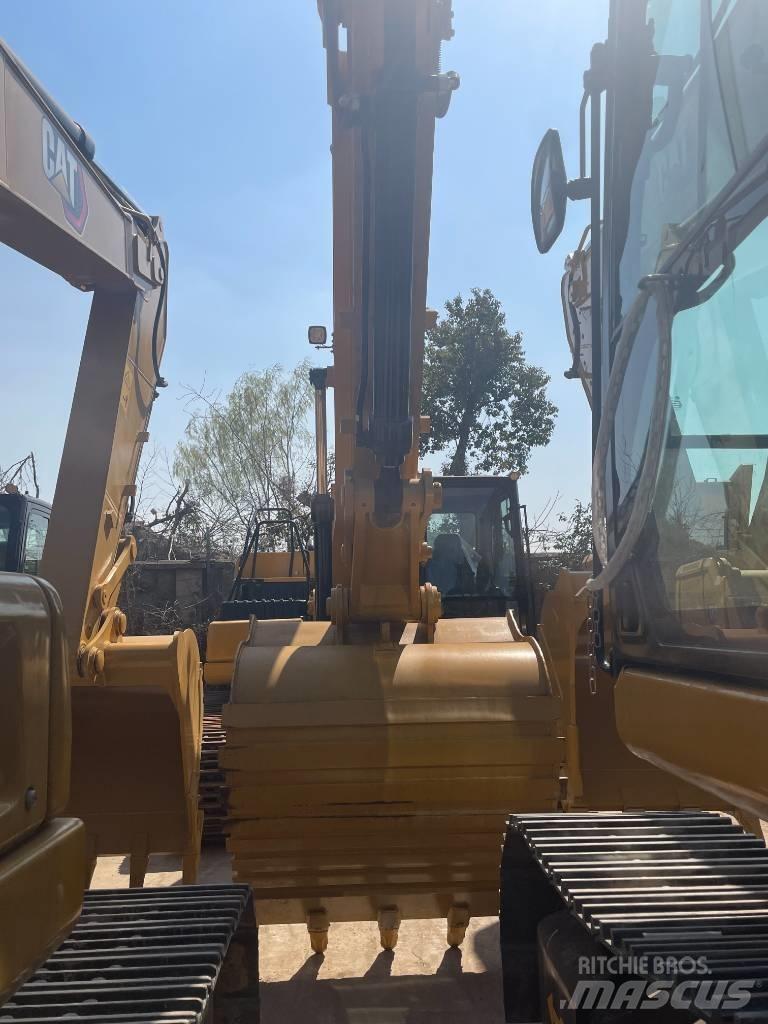 CAT 326 GC حفارات زحافة