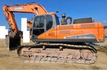 Doosan DX 300 LC-5 حفارات زحافة
