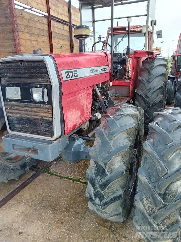 Massey Ferguson 375 الجرارات