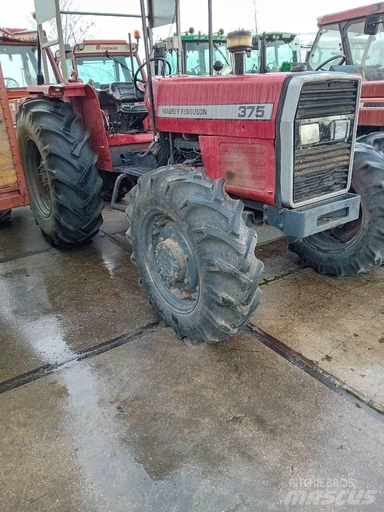 Massey Ferguson 375 الجرارات