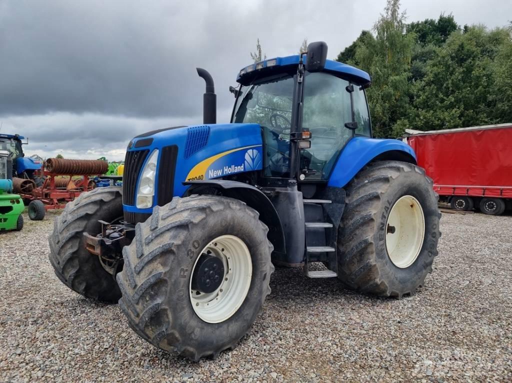 New Holland T 8040 الجرارات