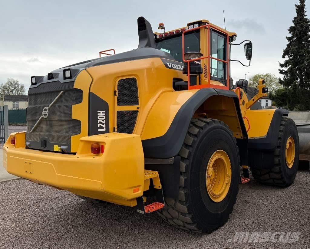 Volvo L 220 H لوادر بعجل