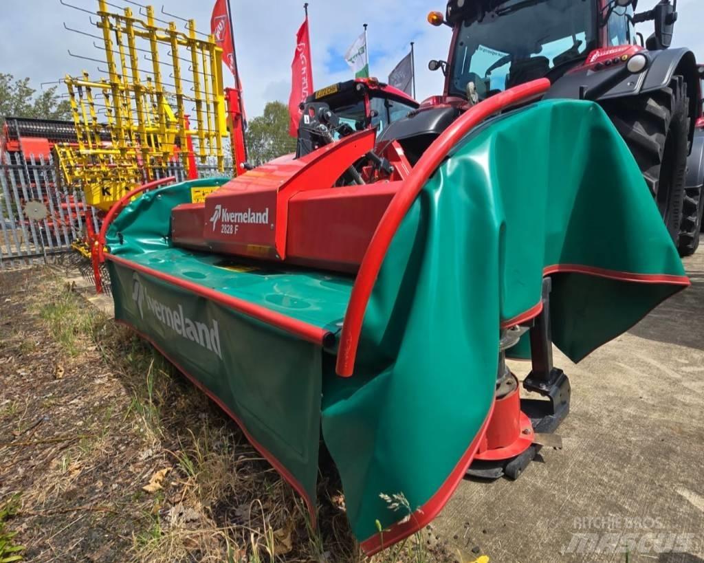 Kverneland 2828 F جزازات