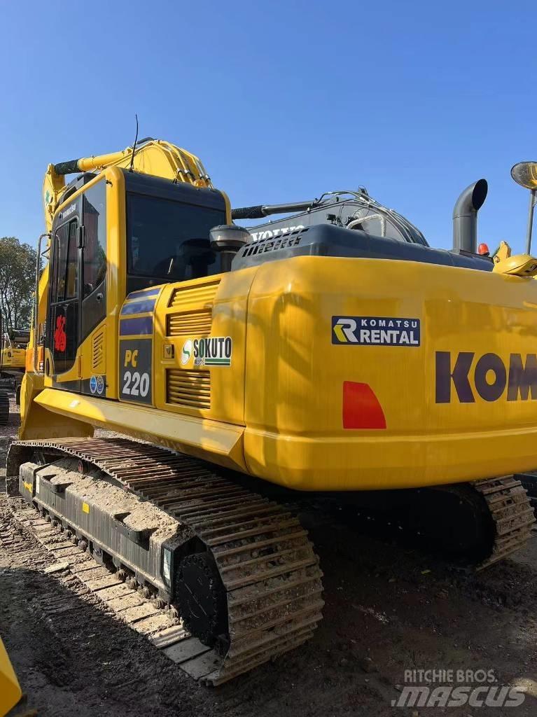 Komatsu PC 220 حفارات زحافة