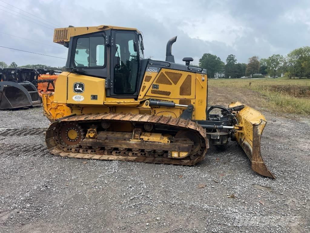 John Deere 700 KLGP بلدوزرات مجنزرة