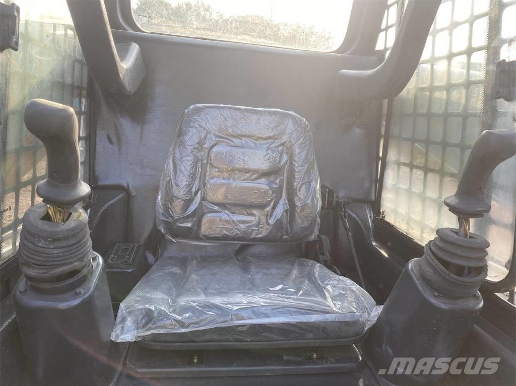 Bobcat S 300 لوادر انزلاقية التوجيه