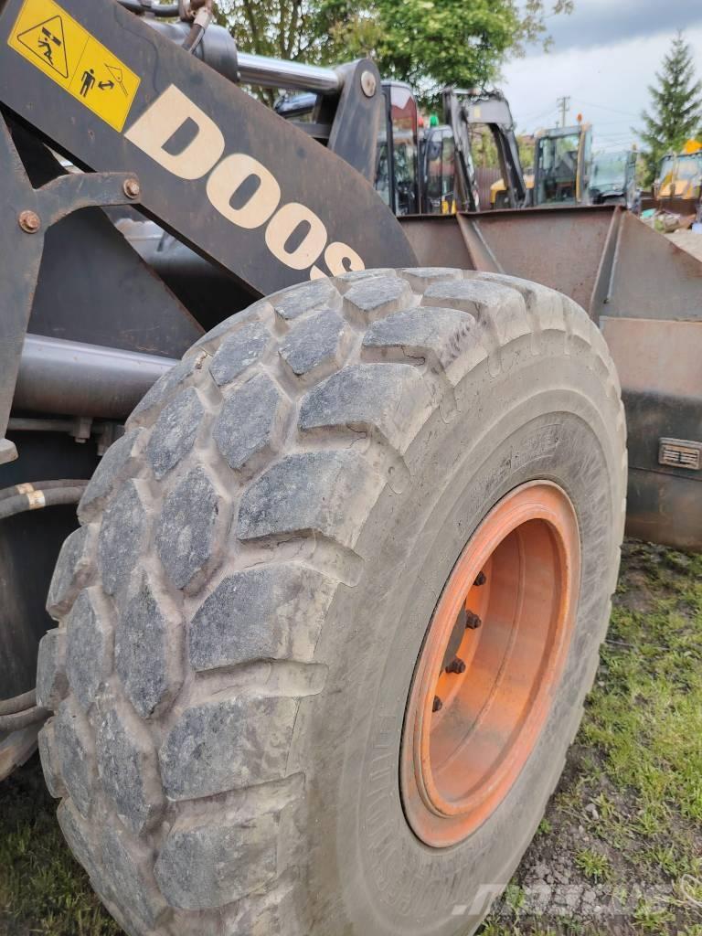 Doosan DL 250 لوادر بعجل