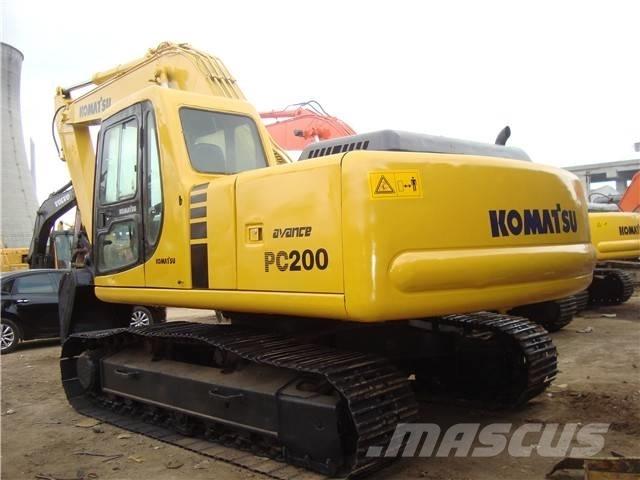 Komatsu PC 200 حفارات زحافة