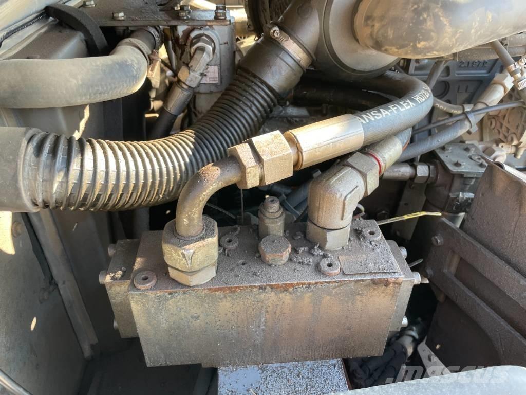 Hamm HD 13 VV مداحل ثنائية الاسطوانة