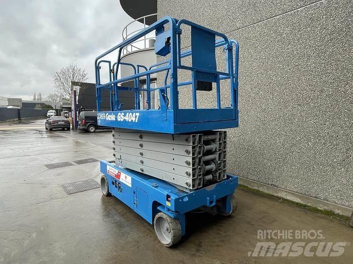 Genie GS4047 رافعات ومنصات أخرى