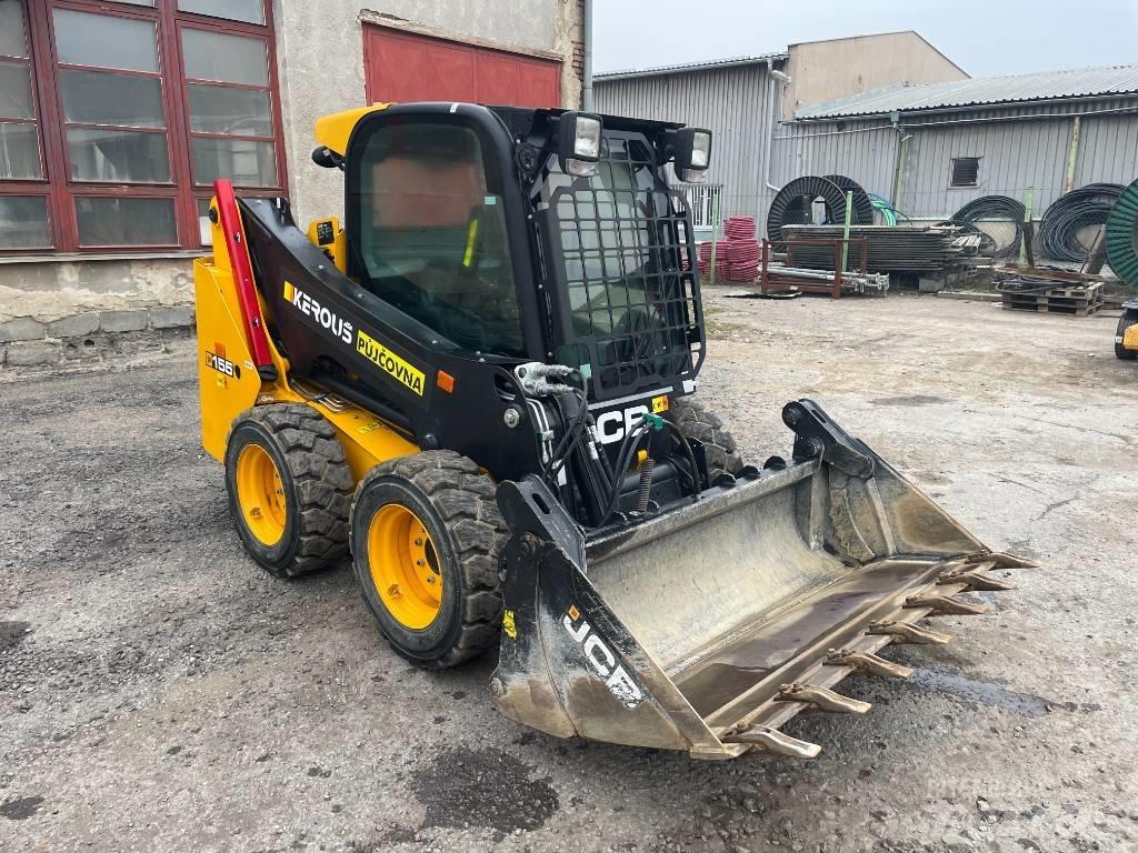 JCB 155 لوادر انزلاقية التوجيه